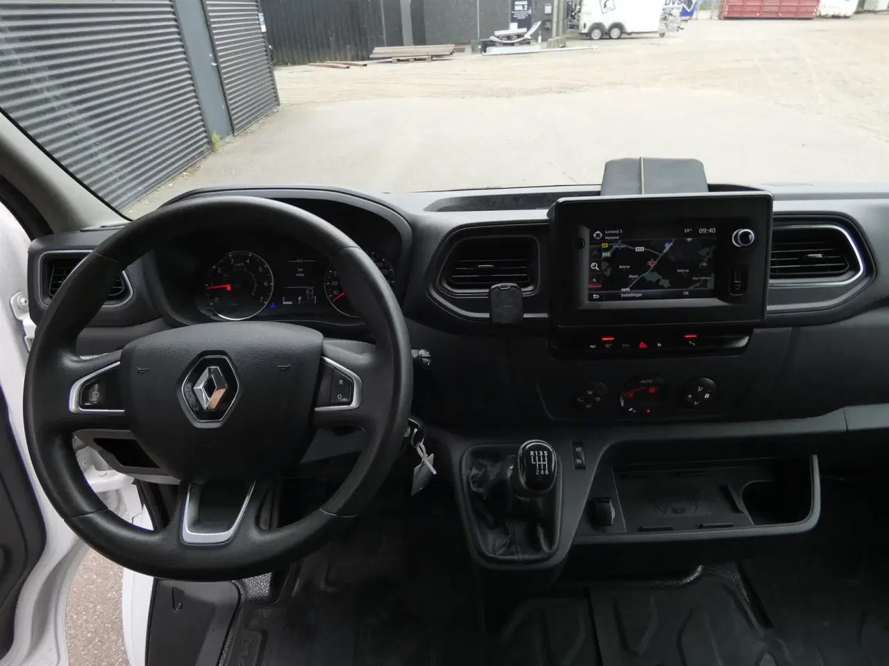 Billede 10 - Renault Master T35 L3H2 2,3 DCI TwinTurbo start/stop 150HK Van 6g