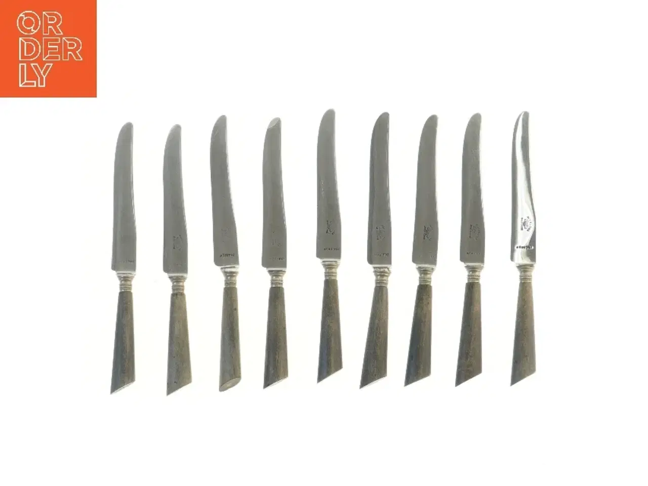 Billede 1 - Sæt af 9 knive med opbevaring (str. 9 styk, 24 cm)