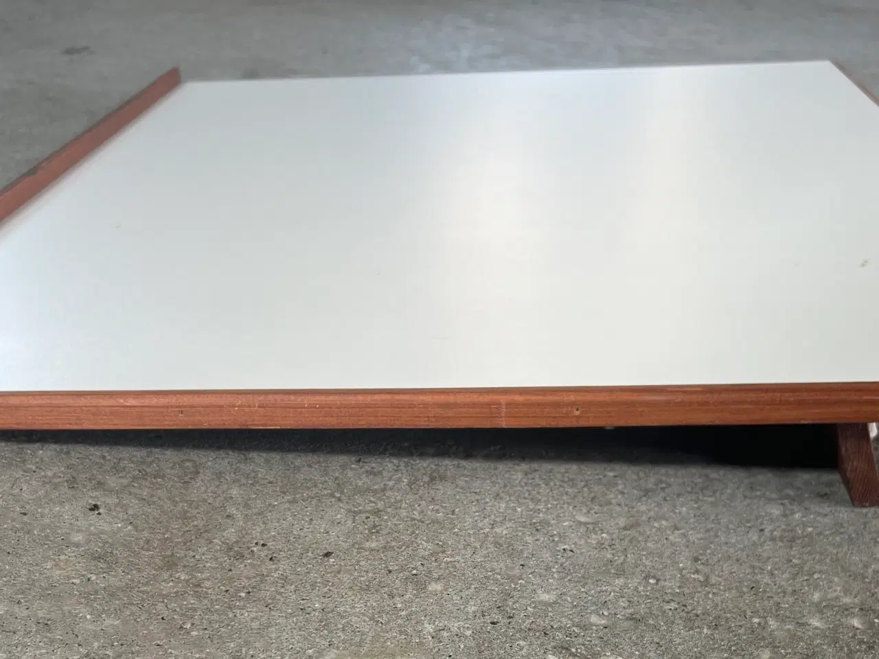 Billede 2 - Tegnebræt 74x62 cm 