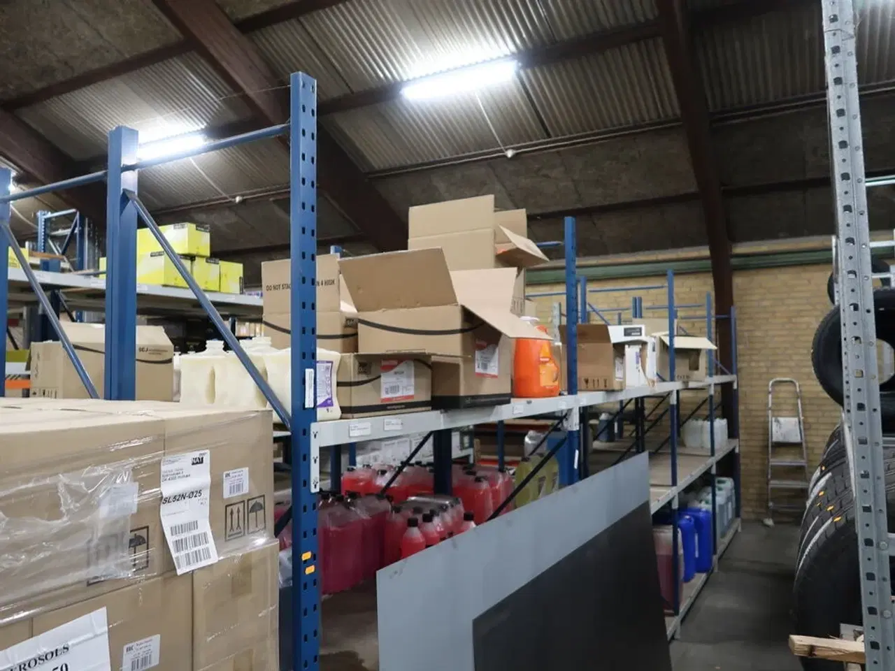 Billede 2 - 8 stk. lagerreoler uden indhold