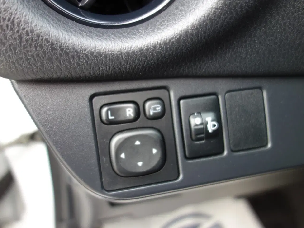 Billede 6 - Toyota Yaris 1,5 Hybrid H2 Exclusive e-CVT Van