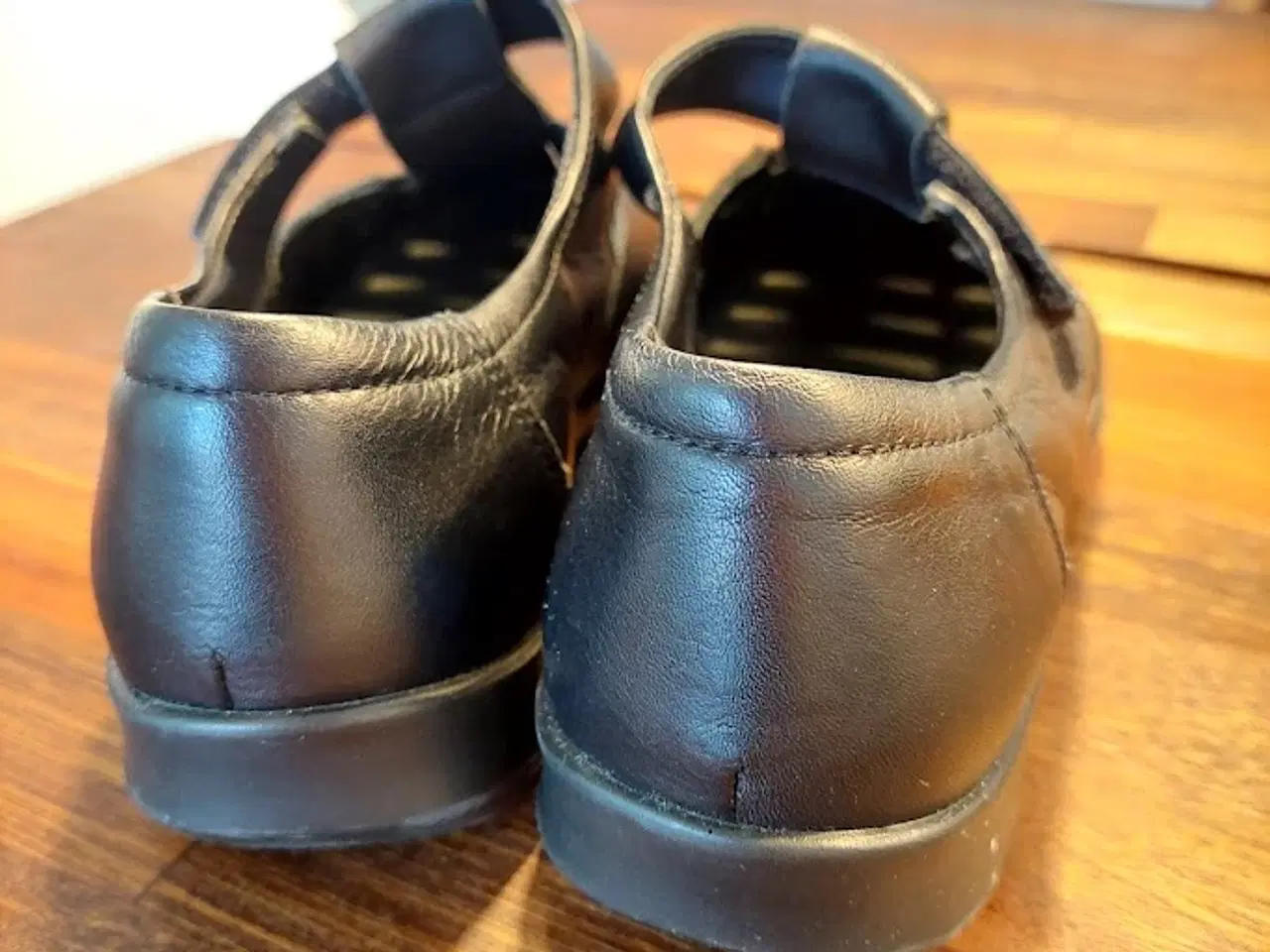 Billede 2 - Klaveness Unisex sko med velcro