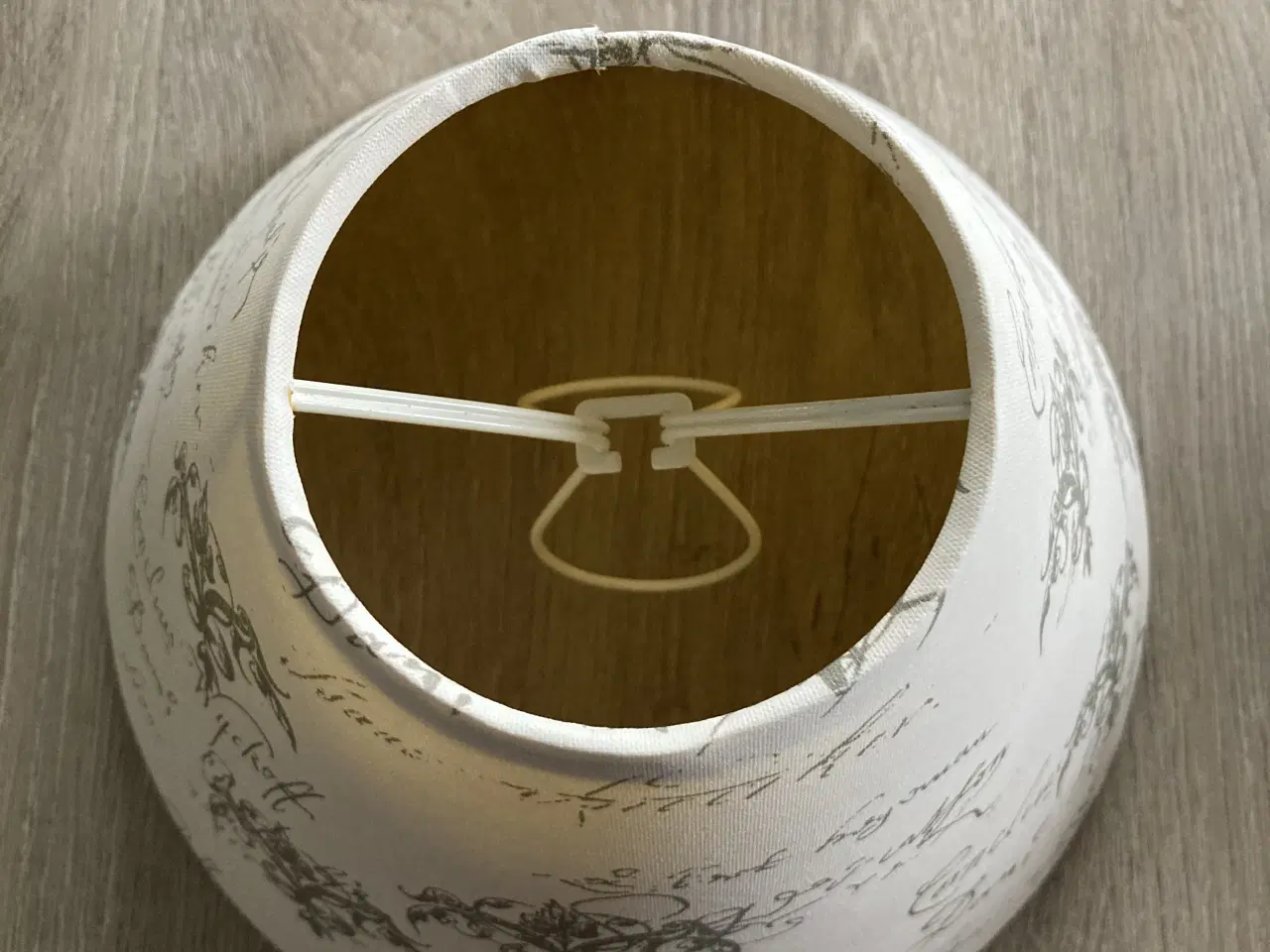 Billede 3 - 2 stk. Lene Bjerre lampeskærme 