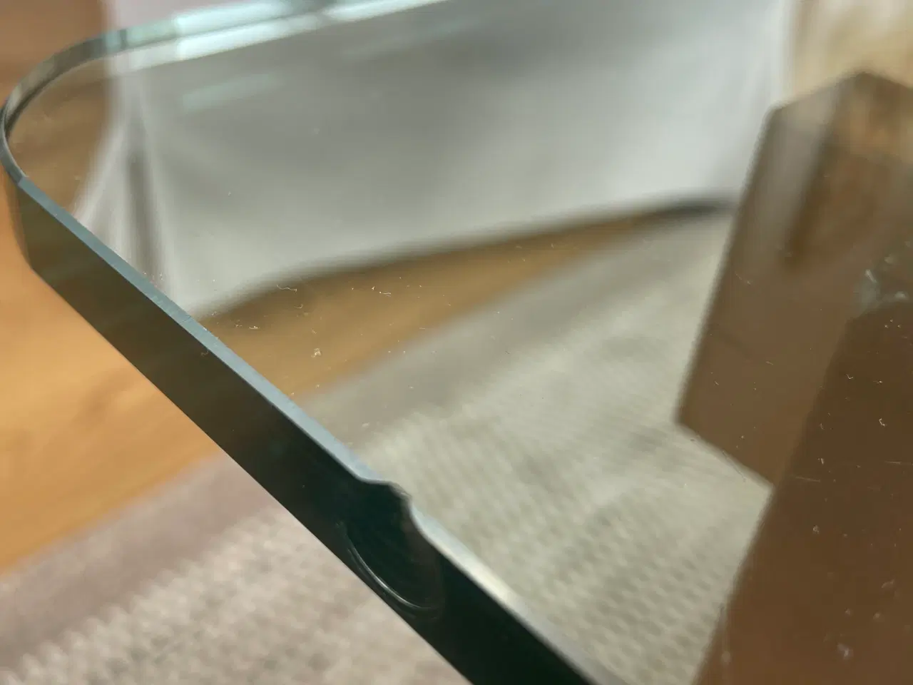 Billede 3 - Sofabord med glasplade