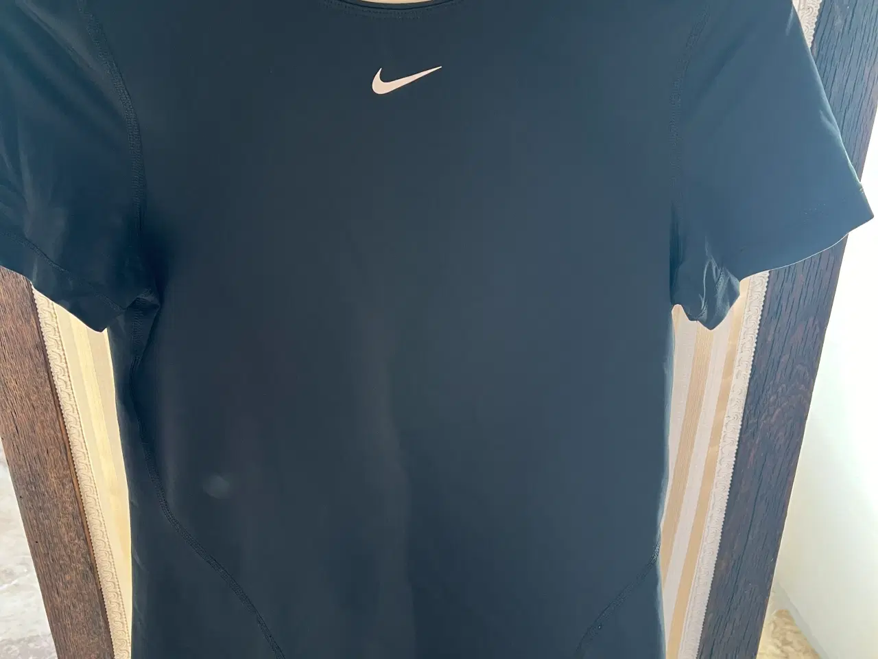 Billede 1 - Nike t shirt dry fit XS