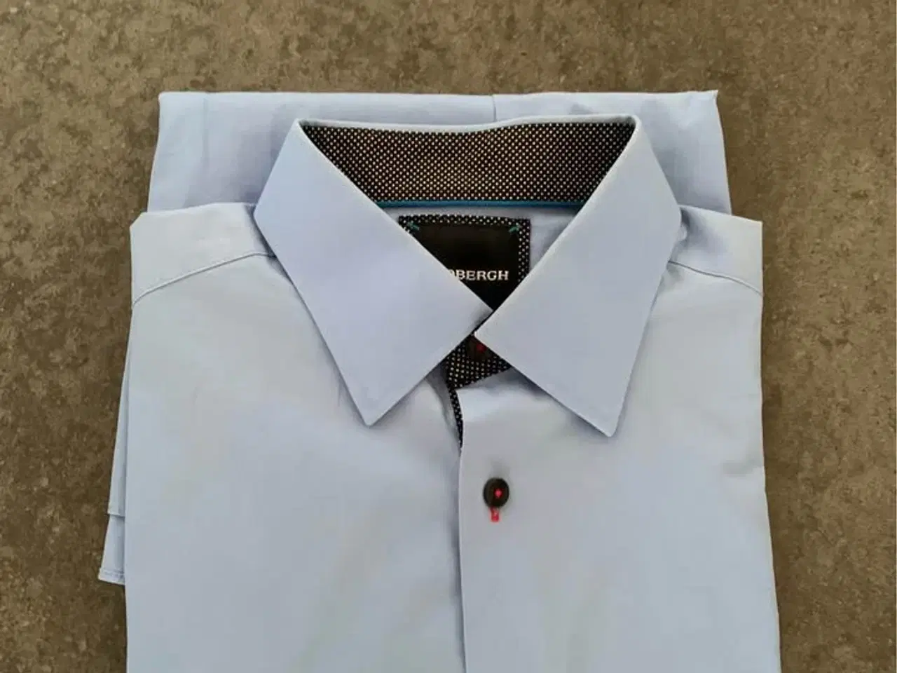 Billede 1 - Lindbergh skjorte Str. 41/42