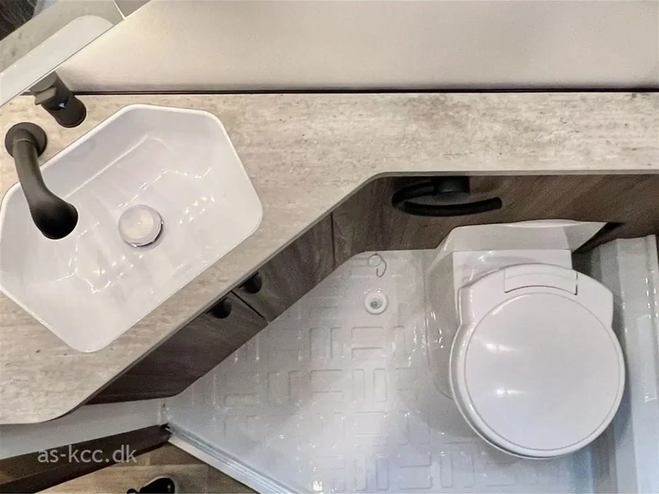 Billede 19 - 2025 - Kabe Briljant 470 XL KS