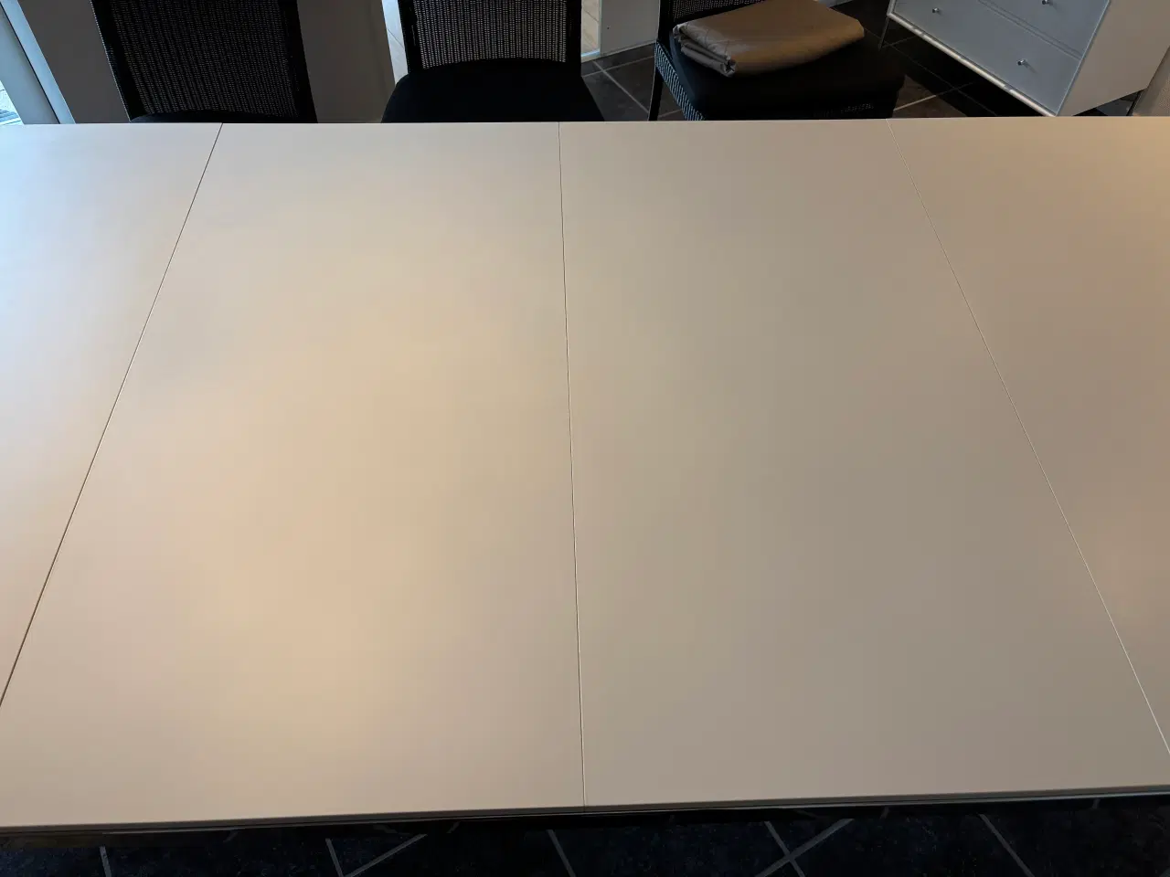 Billede 3 - Spisebord 
