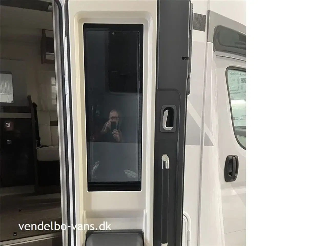 Billede 7 - 2025 - Mobilvetta Krosser 86 B Enkeltsenge - stor garage - sænkeseng - 180 HK - automatgear