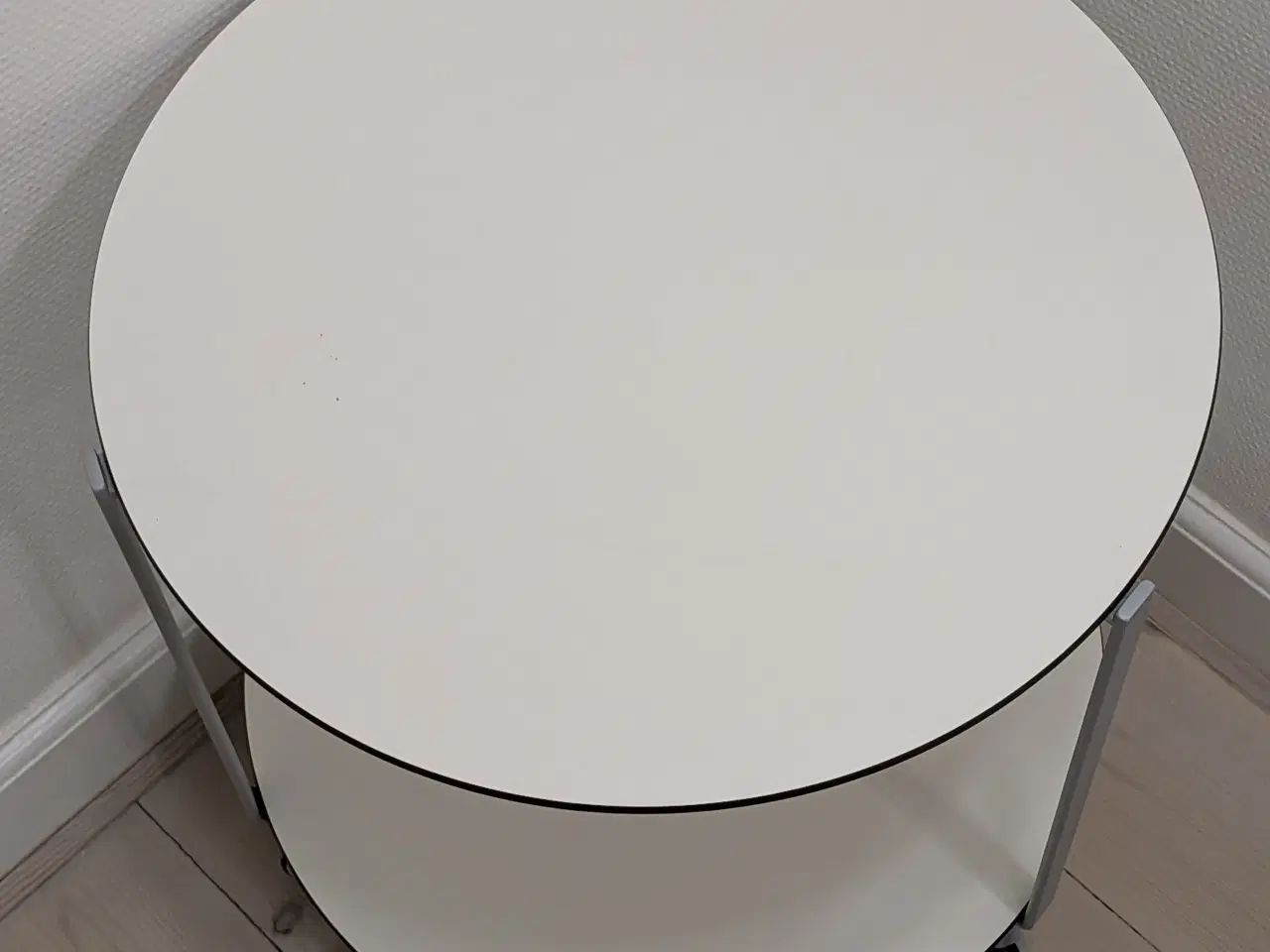 Billede 2 - Zanotta Girò – Ikonisk italiensk rullebord (Design