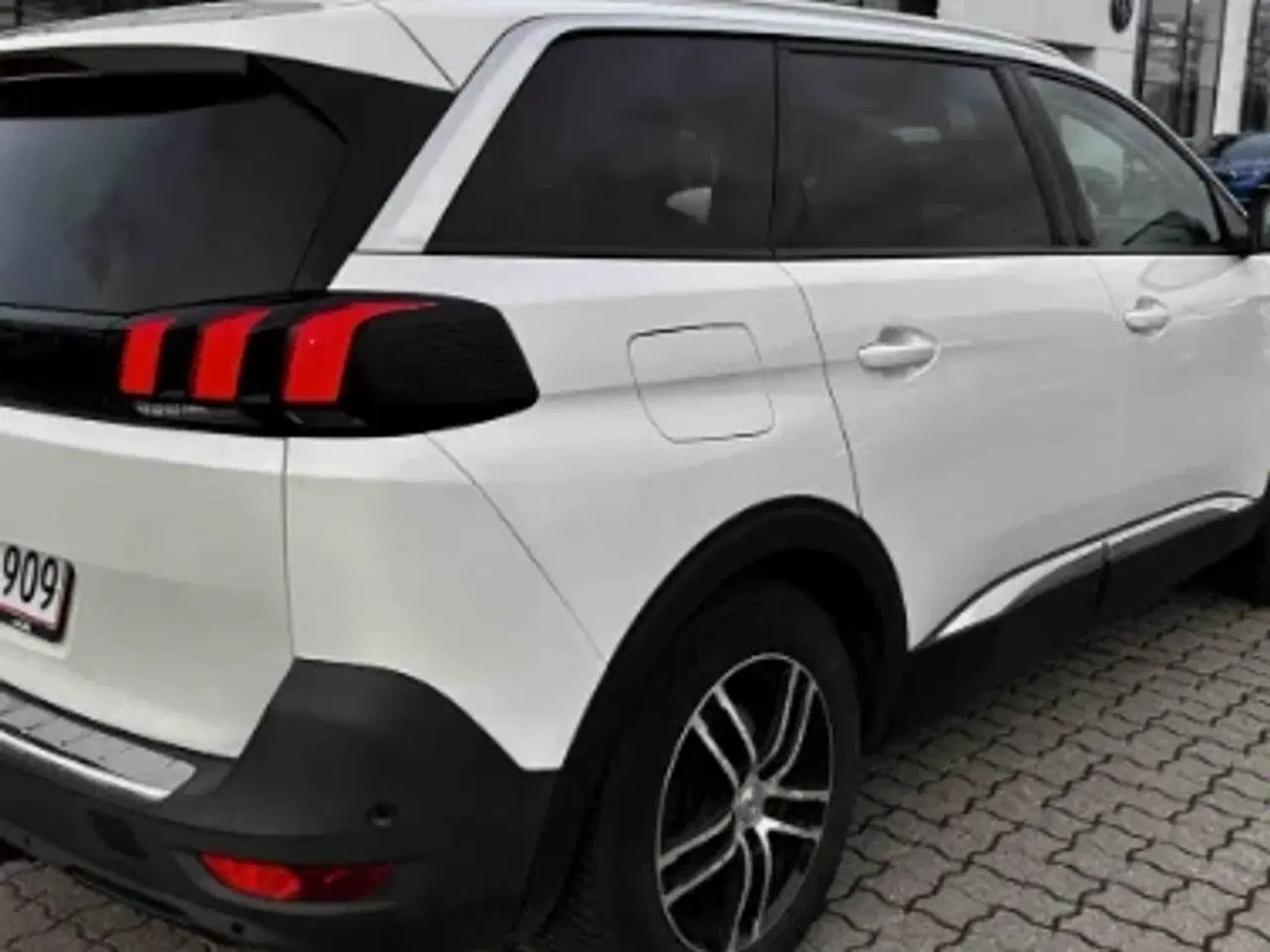 Billede 2 - Peugeot 5008 1,2 PureTech 130 Allure Pack 7prs