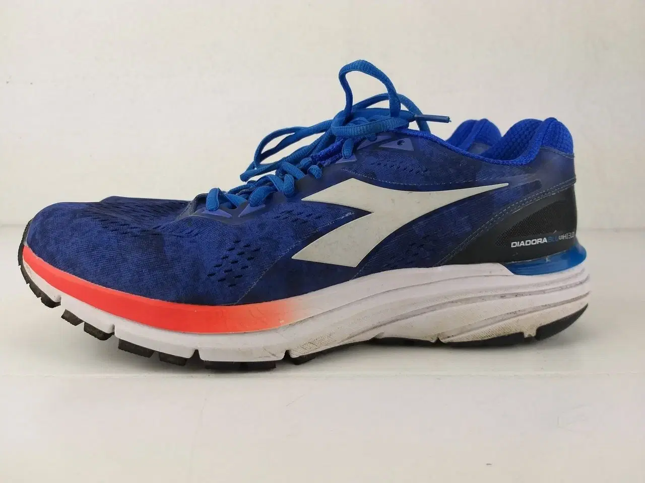 Billede 3 - Løbesko Diadora Blushield