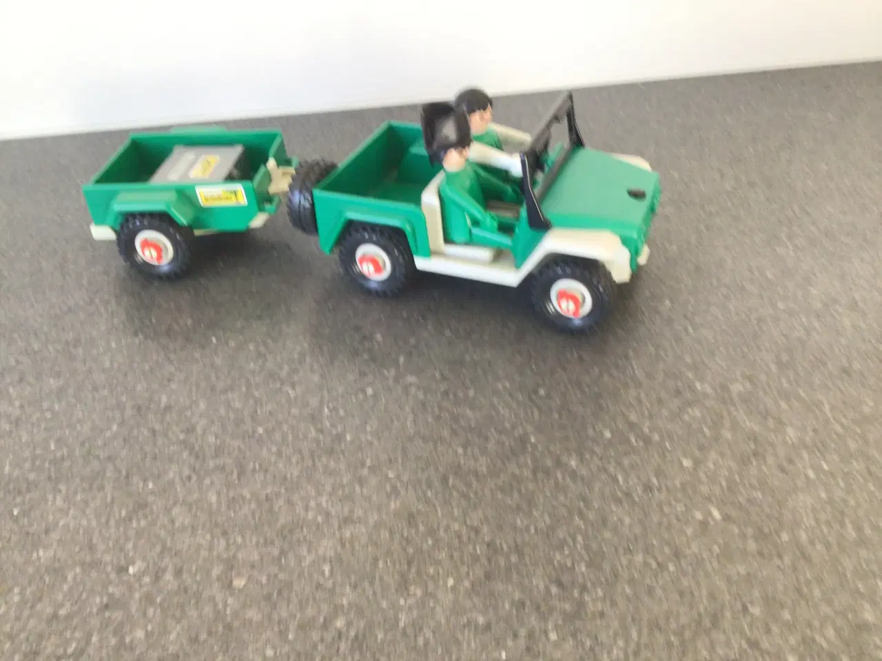 Billede 1 - Playmobil Jeep med anhænger