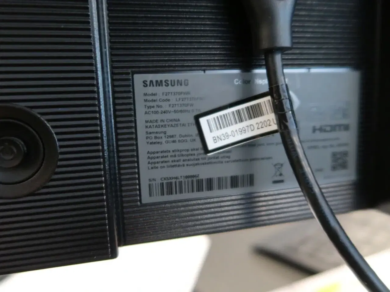 Billede 6 - 2 stk. computerskærme SAMSUNG S27CG650, F27T370FWR med tastatur