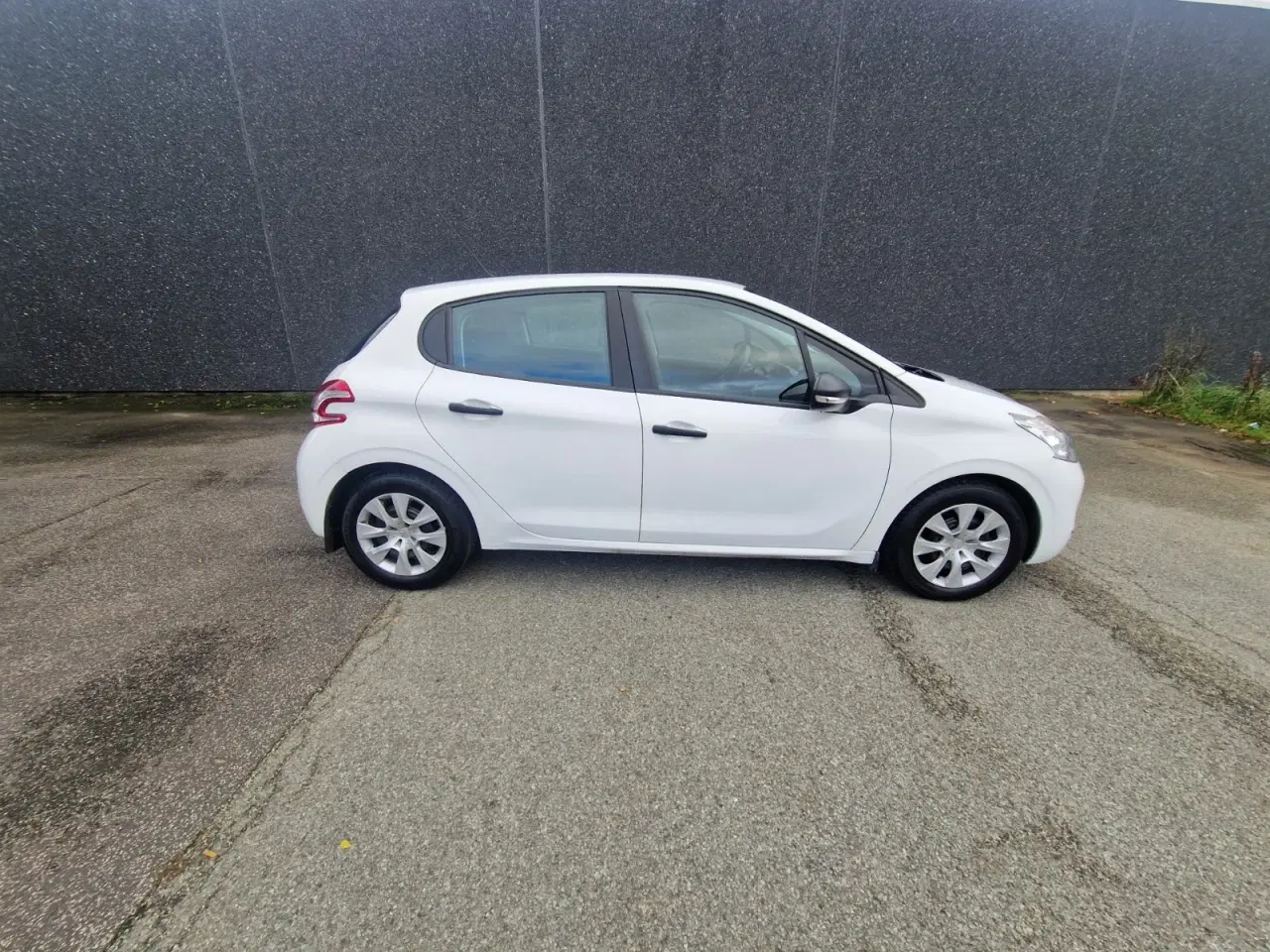 Billede 1 - Peugeot 208 1,0 VTi Active