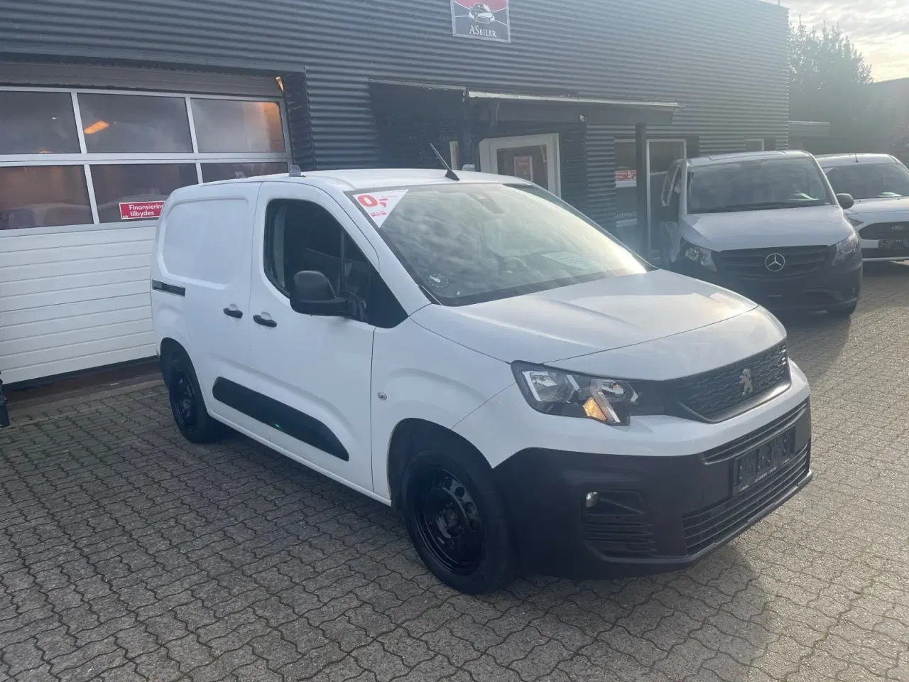 Billede 1 - Peugeot Partner 1,5 BlueHDi 100 L1V1 Plus Van