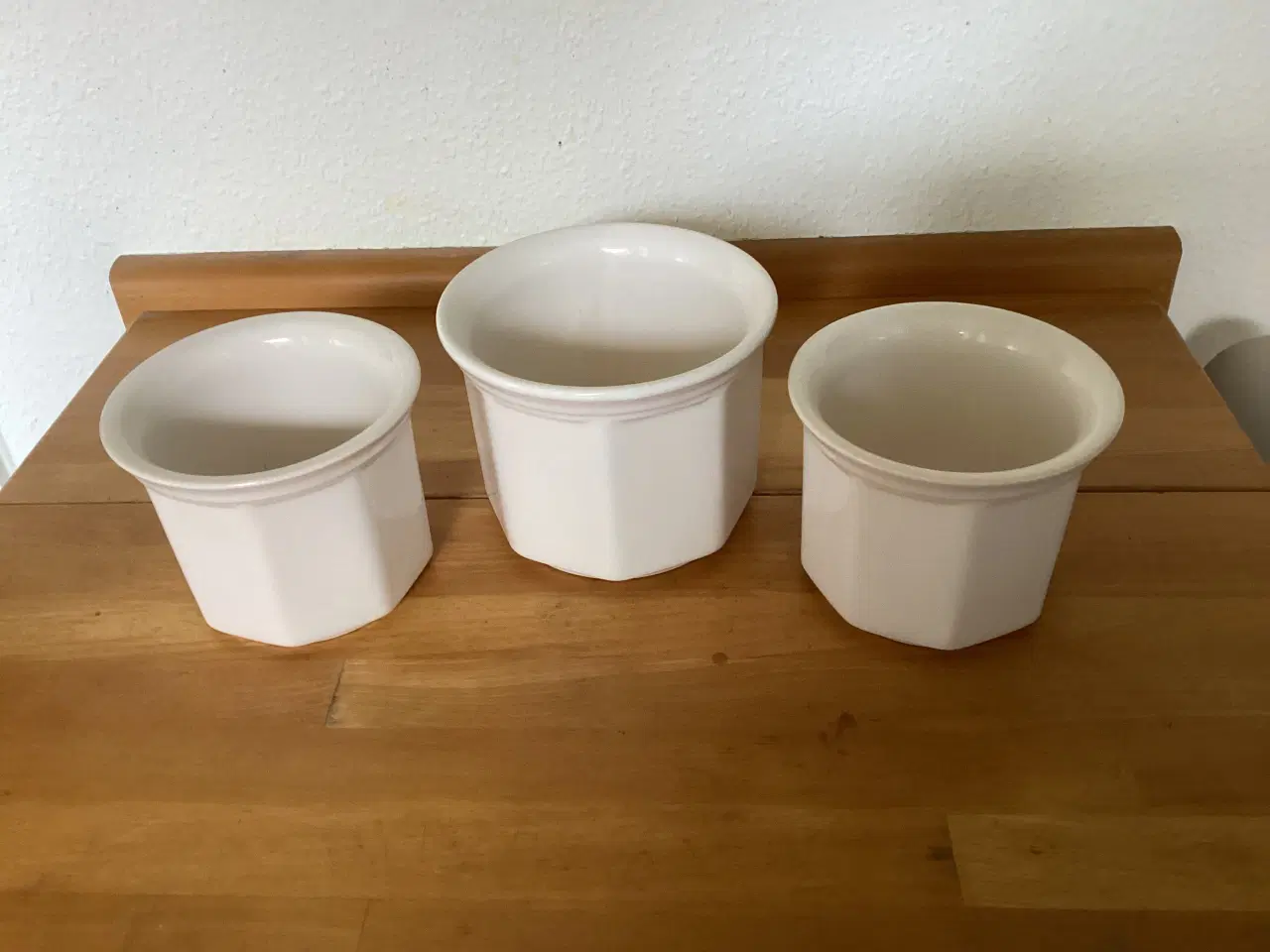 Billede 2 - Skjuler Urtepotter 