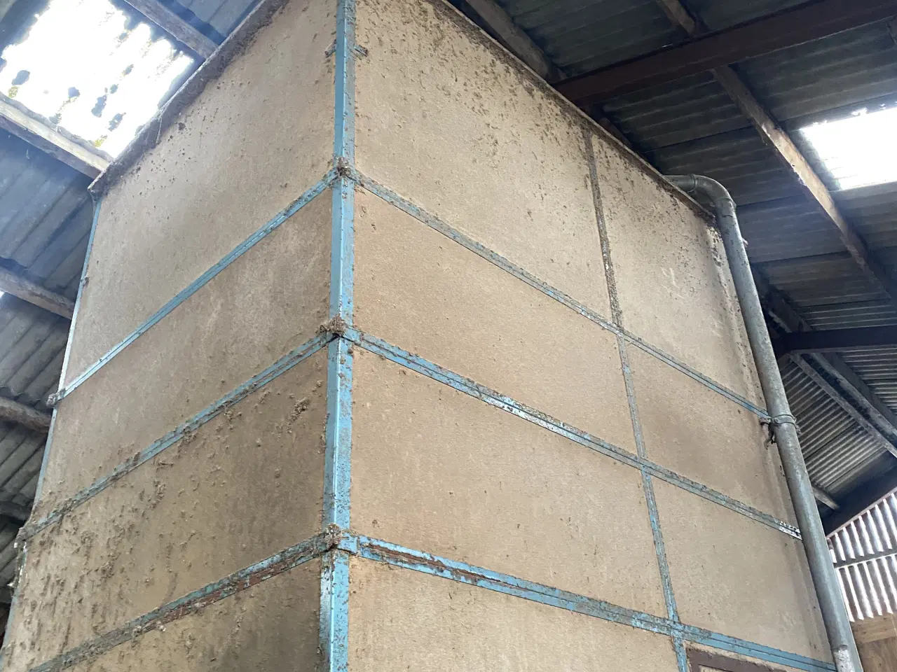 Billede 1 - 12 tons Silo til afhentning Byd