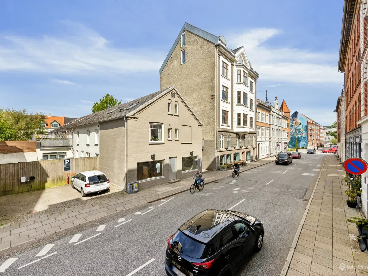 Billede 13 - Centralt beliggende erhvervs lokaler. til mange formål. Tilpasses efter ønske