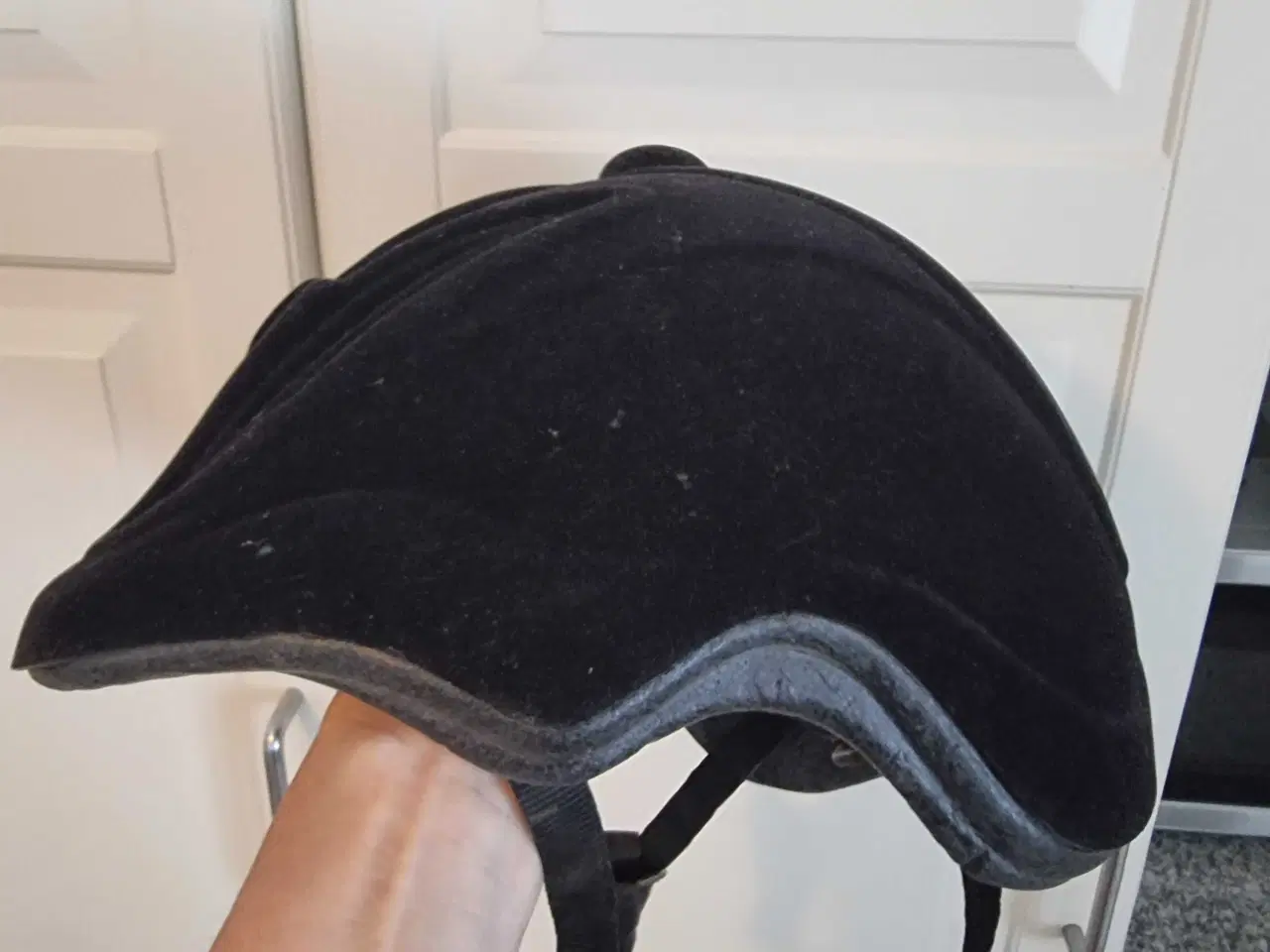 Billede 1 - Fin børne ridehjelm