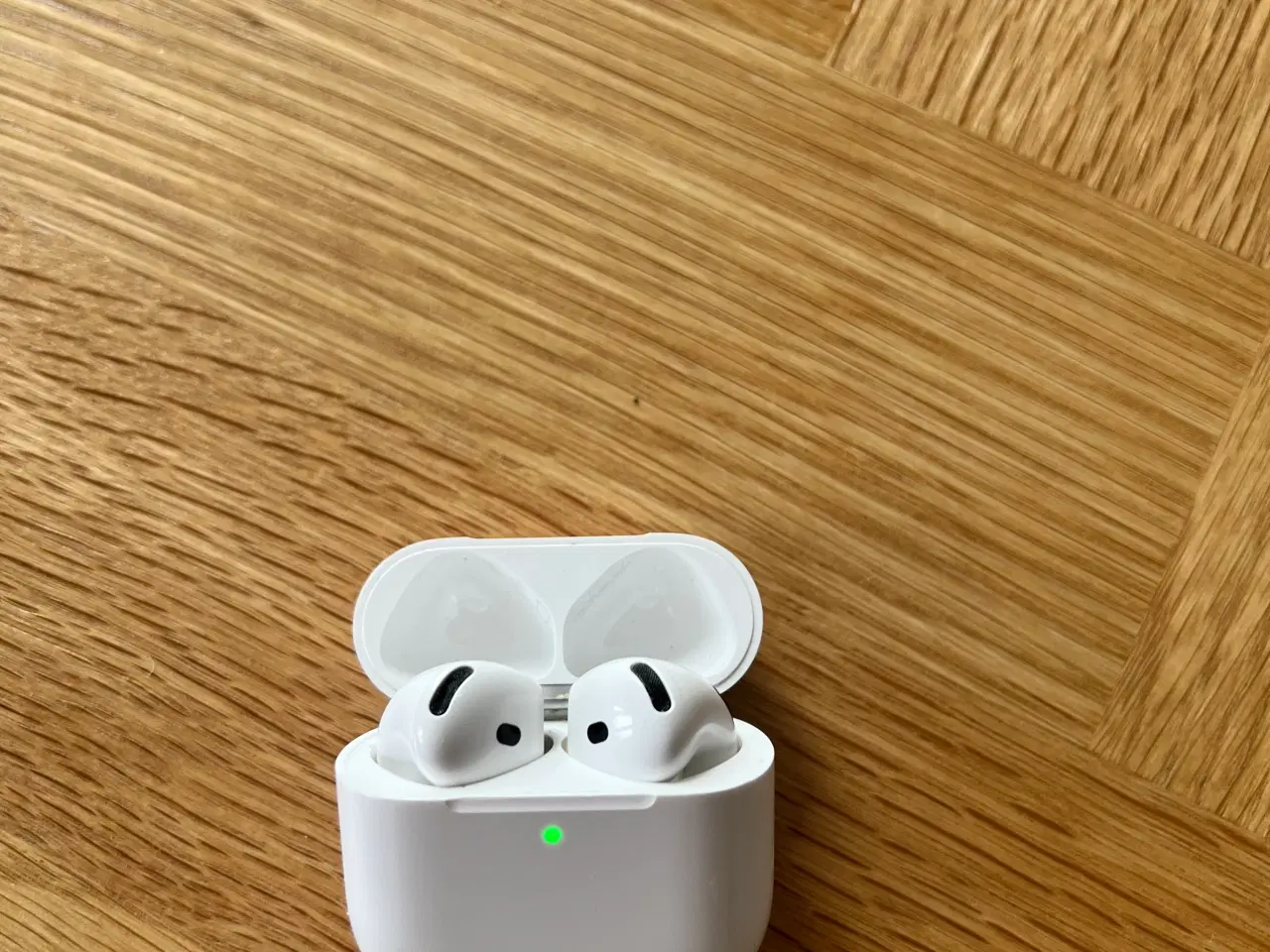Billede 2 - Apple AirPods 4 Aktiv støjreduktion