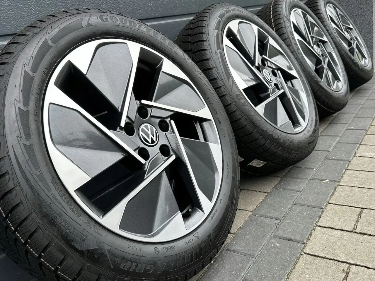 Billede 1 - VINTERHJUL VW ID.3 ID3 10A DERRY 18"