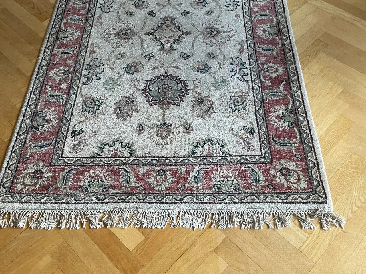 Billede 1 - Håndknyttet ægte tæppe.