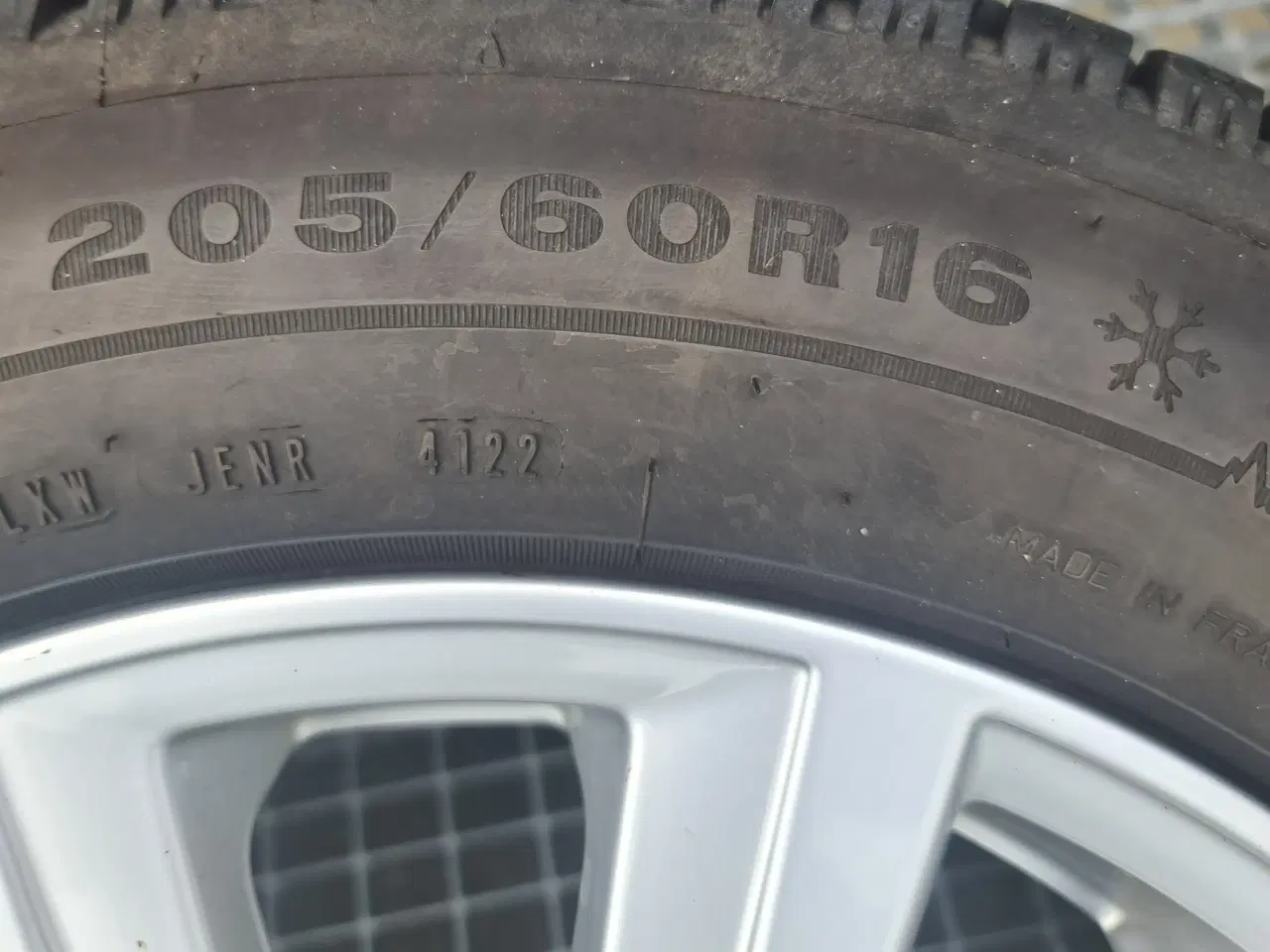 Billede 4 - Volkswagen Vinterdæk med fælge 205/60R16