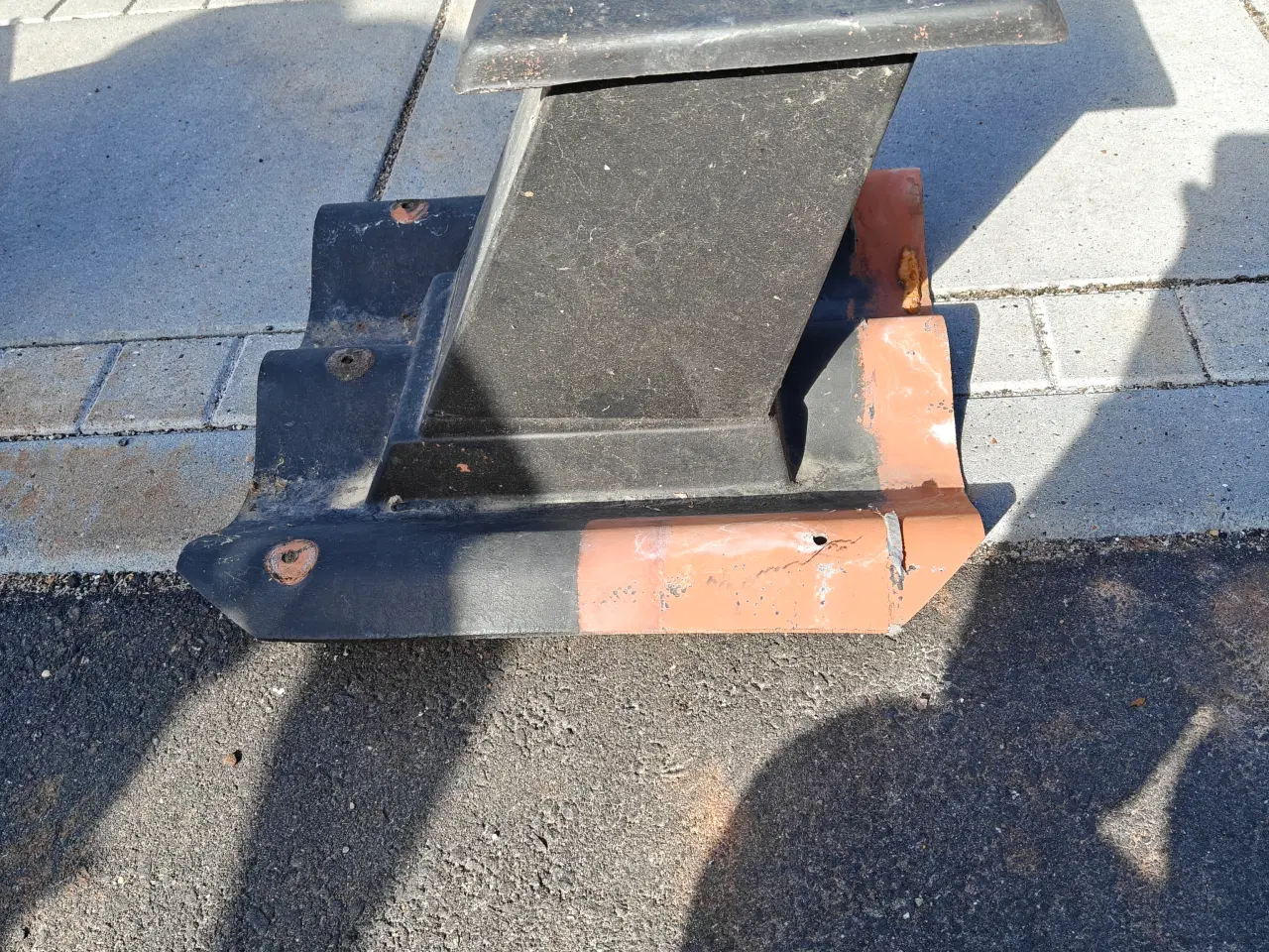 Billede 1 - Tag hætter til eternit tag b6. 