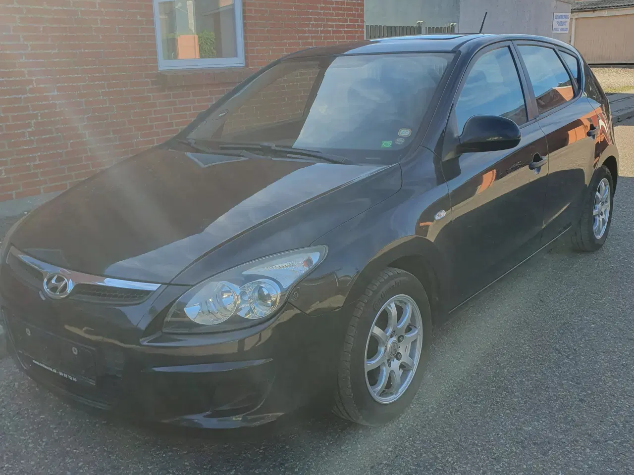 Billede 3 - Hyndai i30 1,4 benzin, træk km235500,  2009