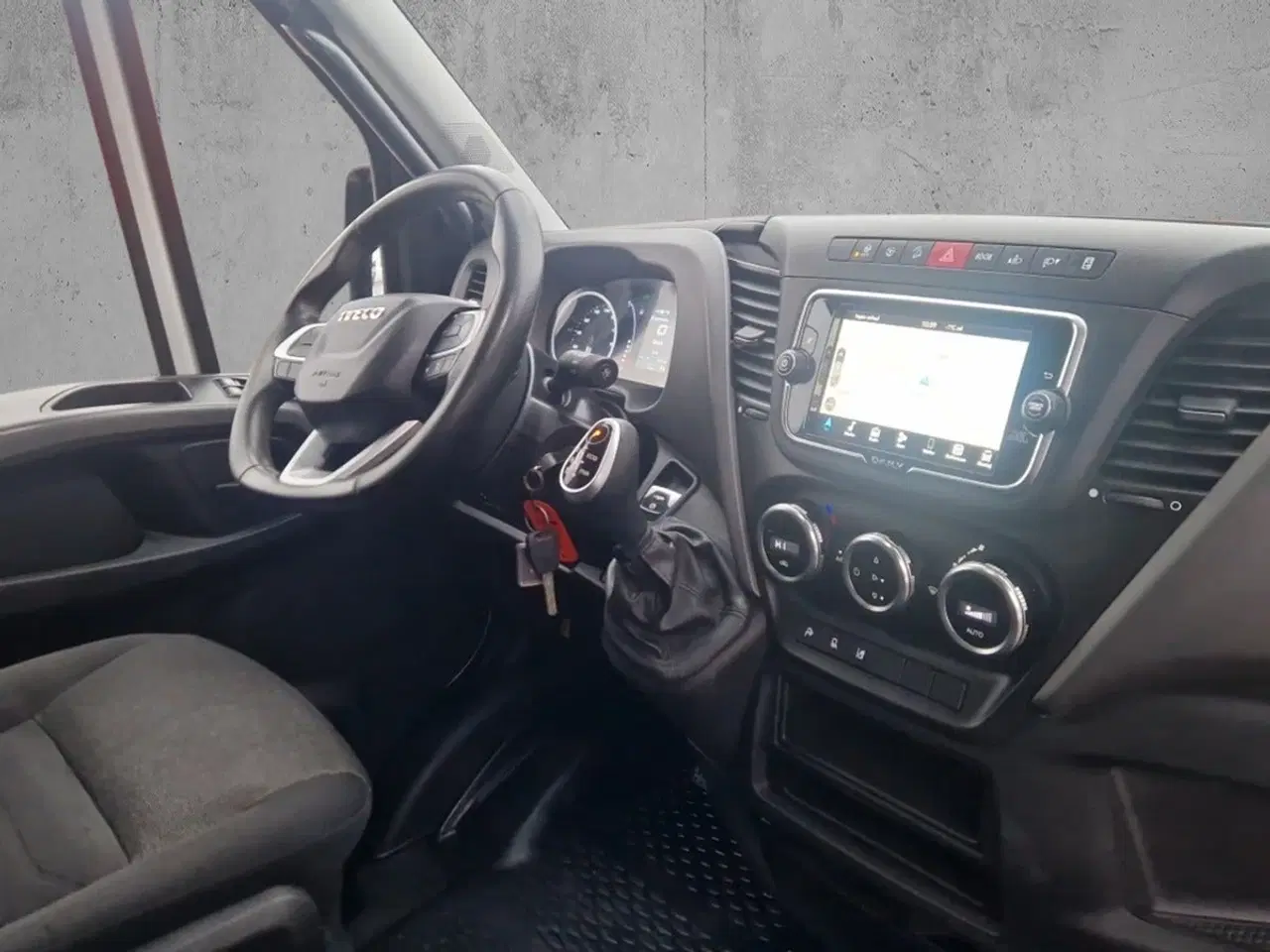 Billede 12 - Iveco Daily 3,0 35S18 12m³ Van AG8