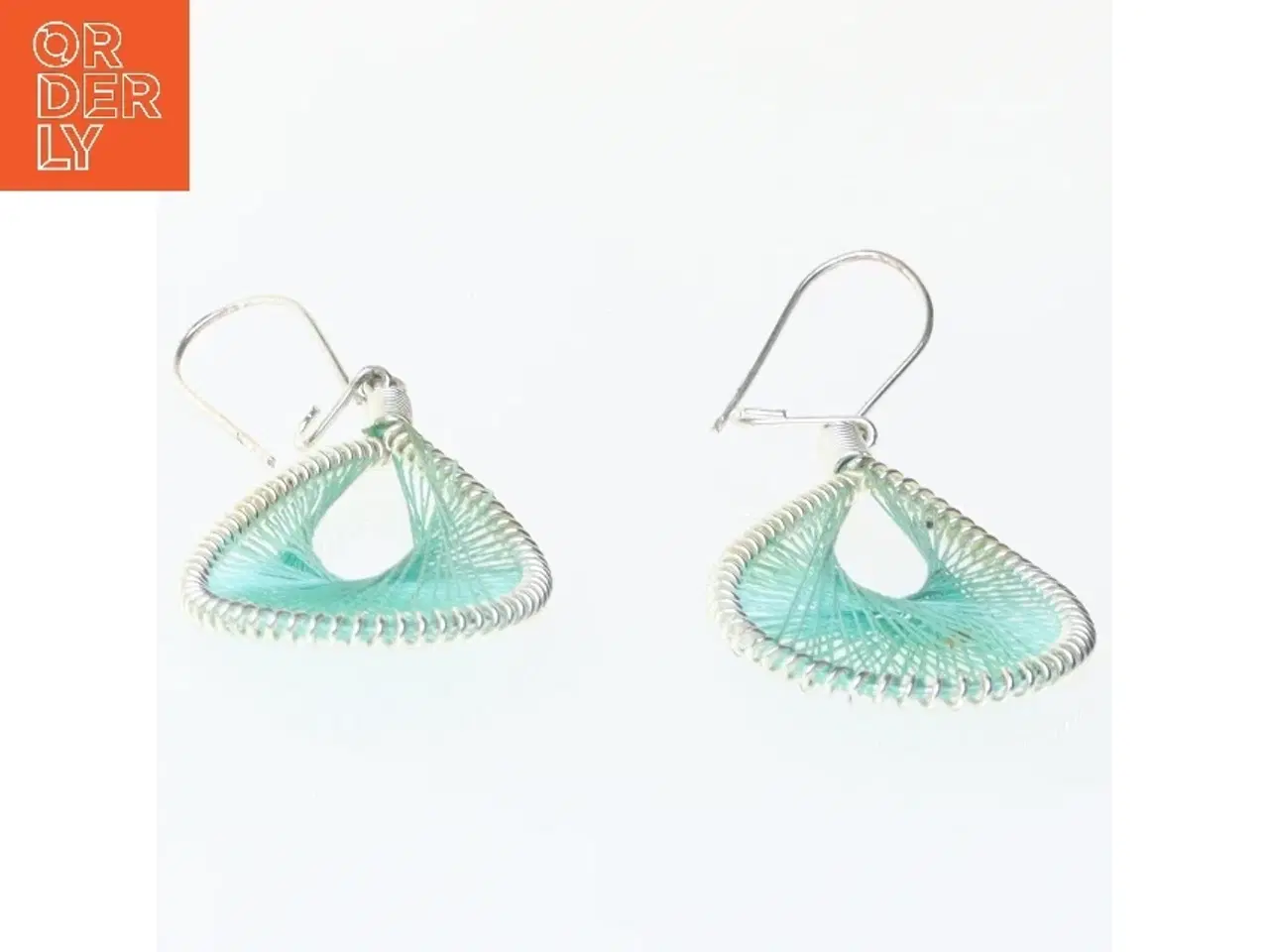 Billede 2 - Unikke øreringe med tråd design fra Camilla Krøyer Jewellery (str. 60 mm)