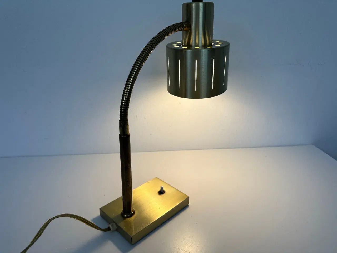 Billede 7 - Skrivebordslampe / bordlampe i messing (retro)