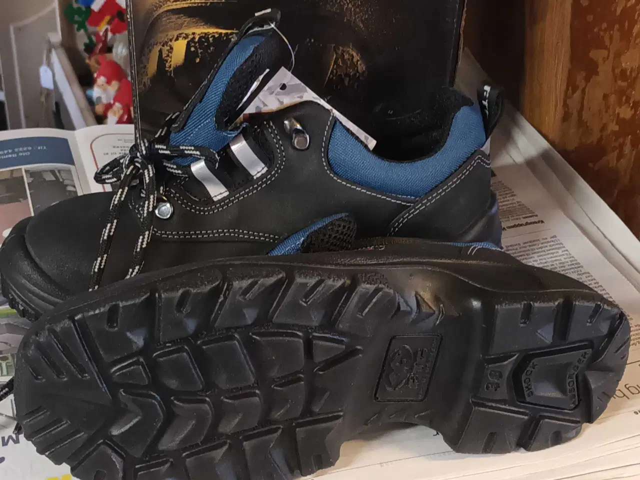 Billede 4 - Nye sikkerhedssko
