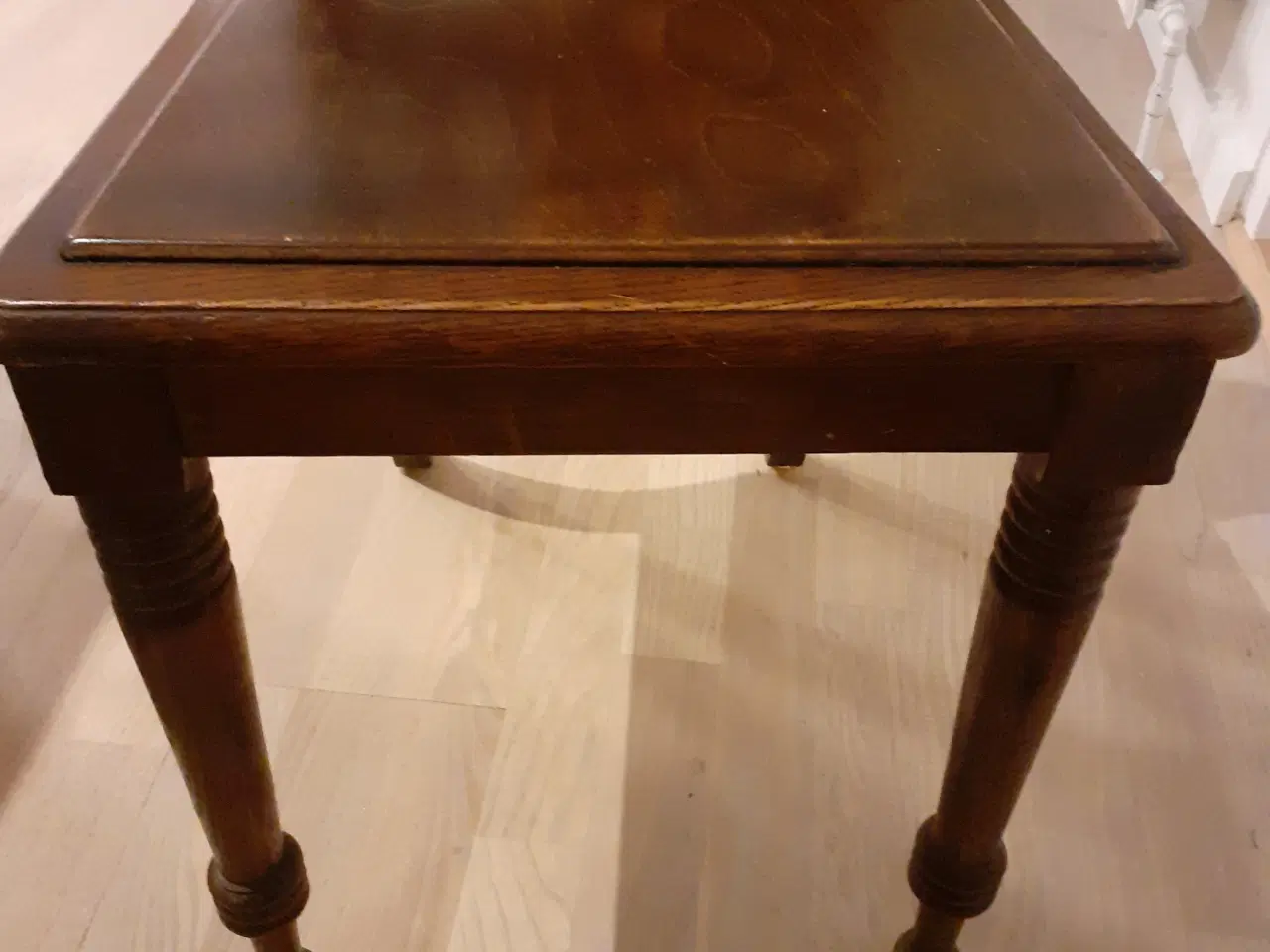 Billede 4 - Antik stol.