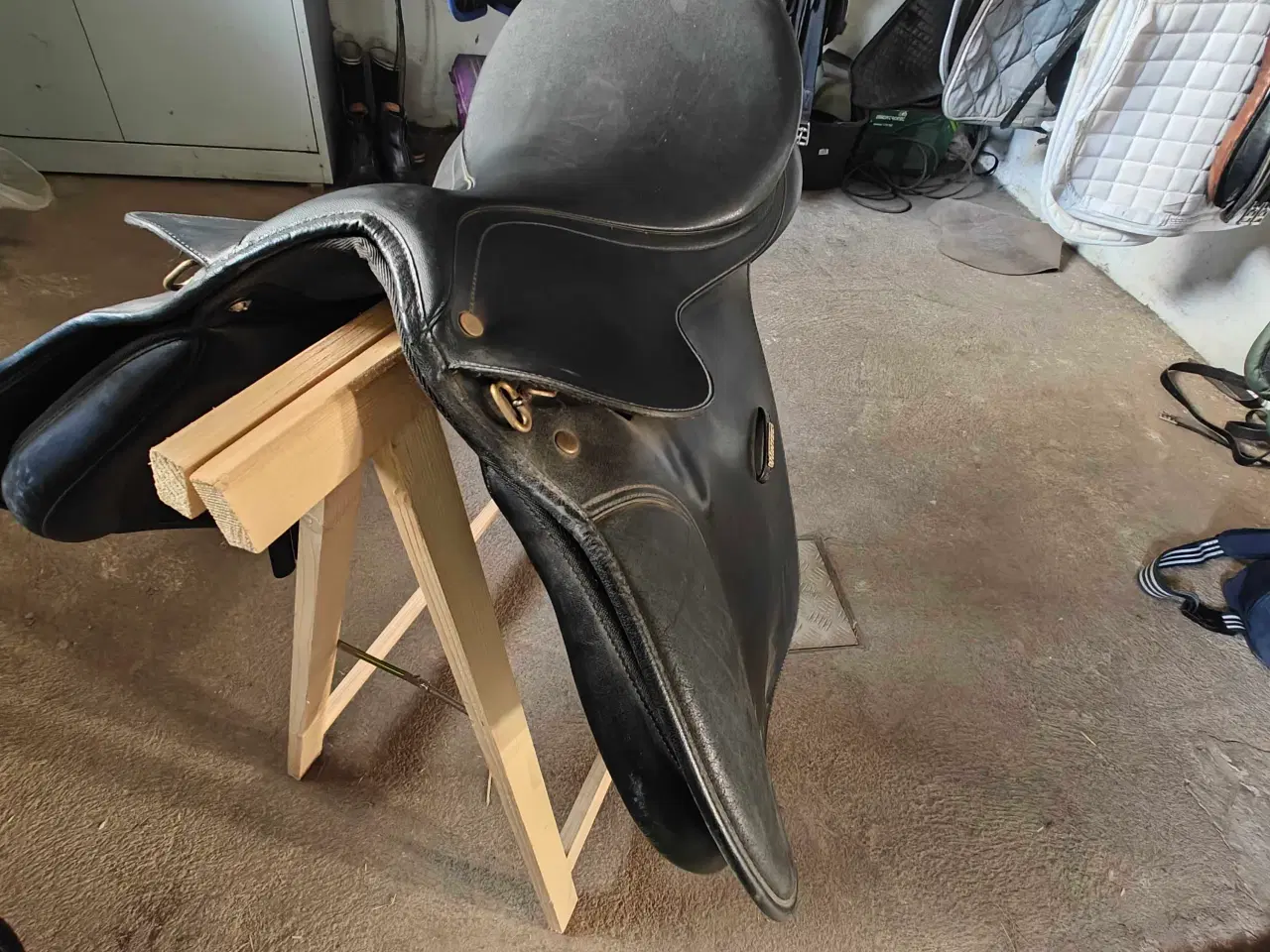 Billede 2 - Bates Wintec sadel 17"