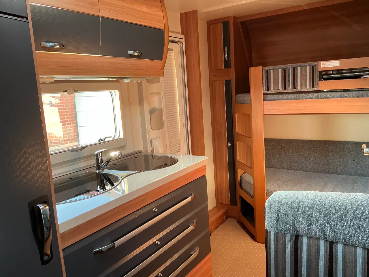 Billede 8 - Campingvogn Hobby 490 KMF de luxe