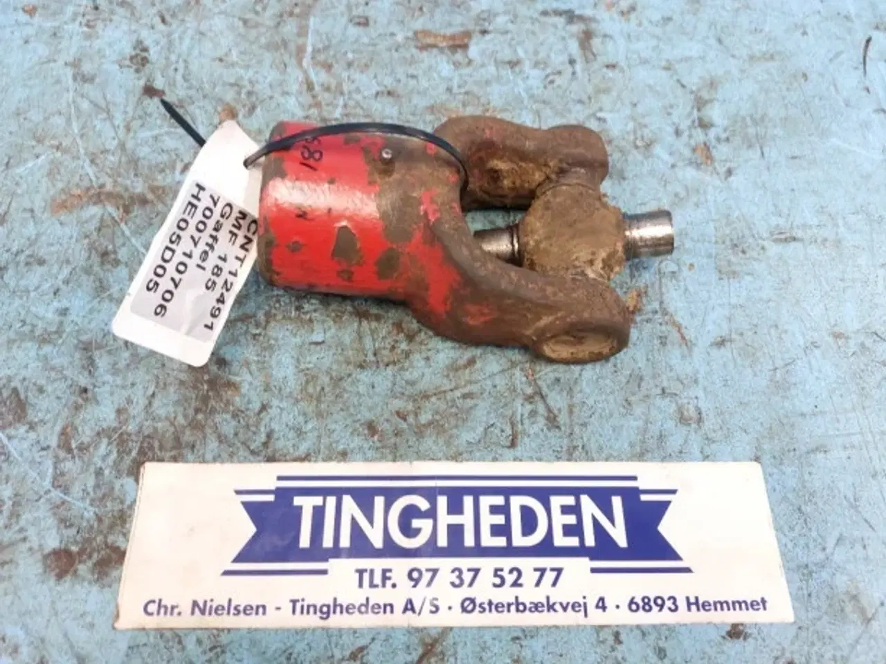 Billede 1 - Massey Ferguson 185 Kardan muffe 700710706