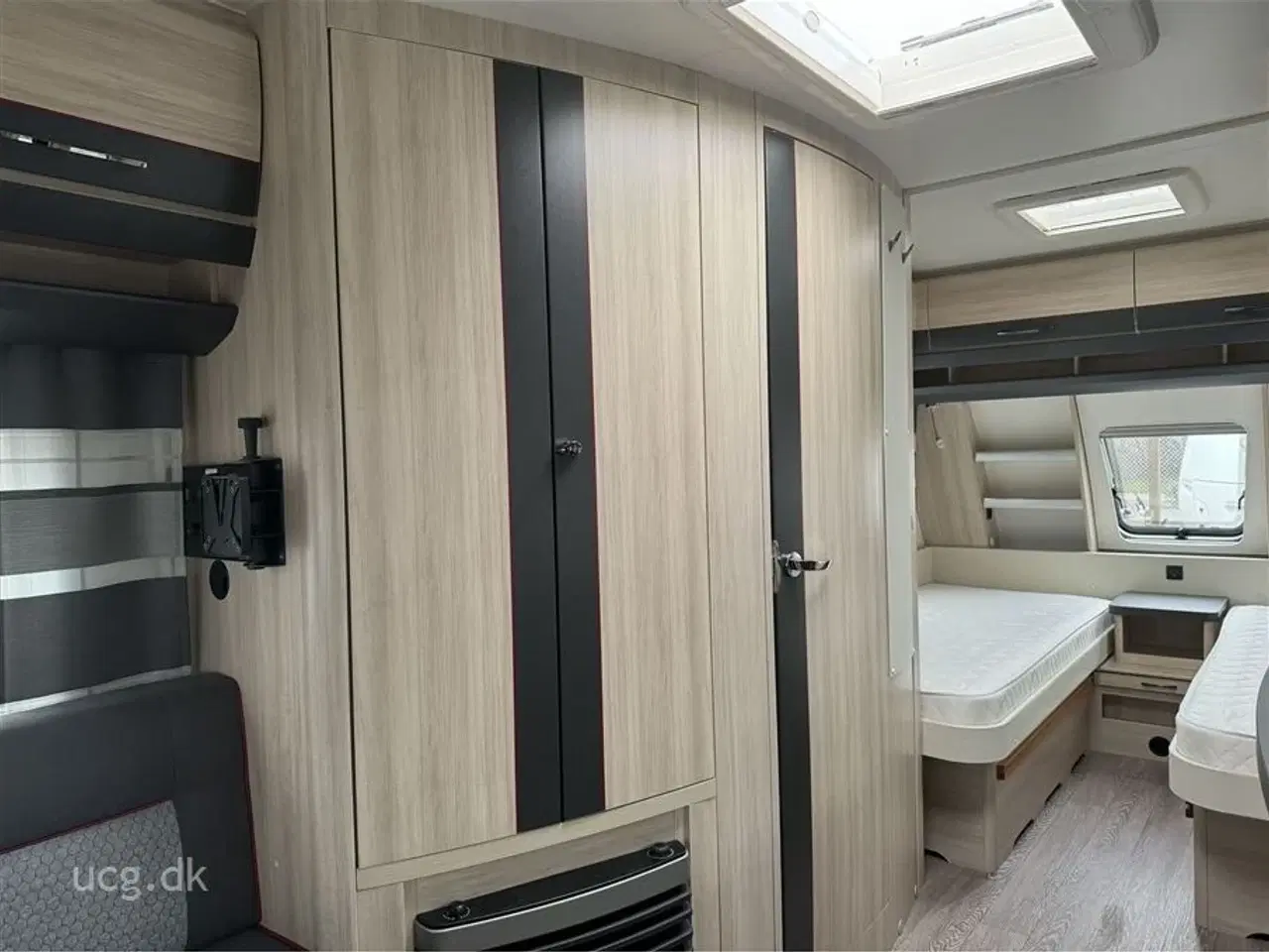 Billede 11 - 2019 - Hobby De Luxe Edition 495 UL   Prisen er inkl. klargøring, gastest, fugttest, syn og nummerplade.