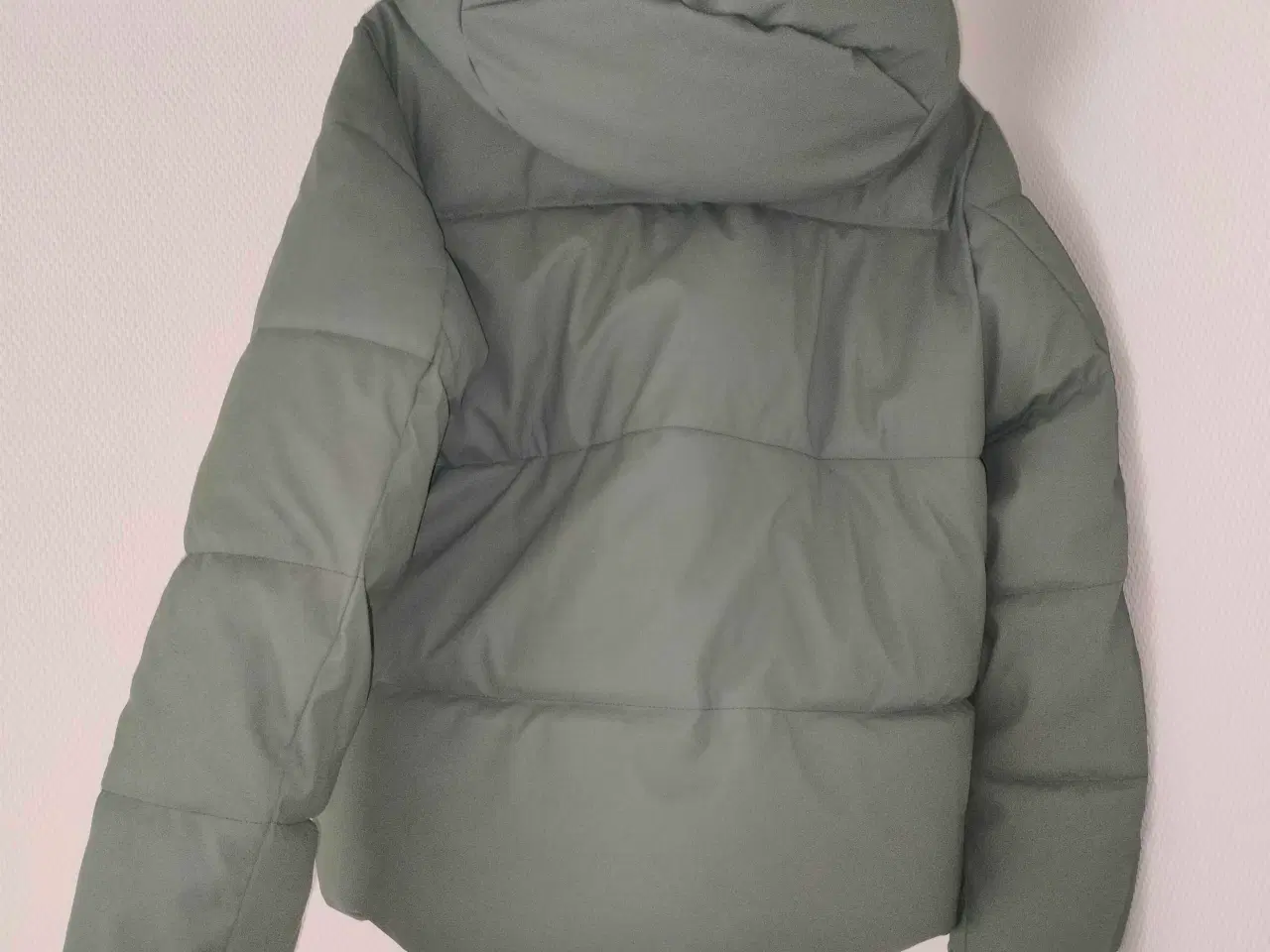 Billede 2 - Lækker vinterjakke, støvet grøn