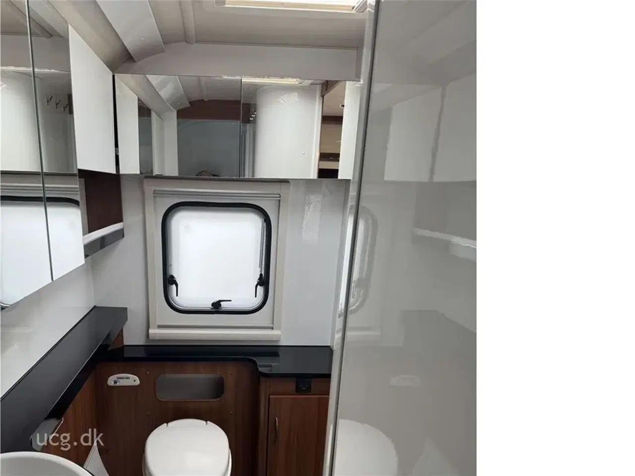 Billede 11 - 2017 - Hobby Excellent 560 WFU   Prisen er inkl. klargøring, gastest, fugttest, syn og nummerplade.