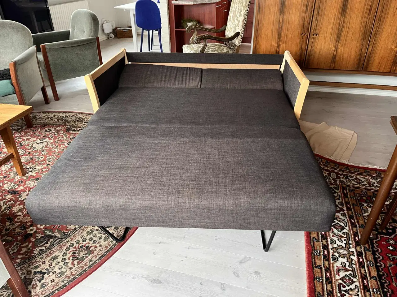 Billede 2 - Sovesofa med flot træ