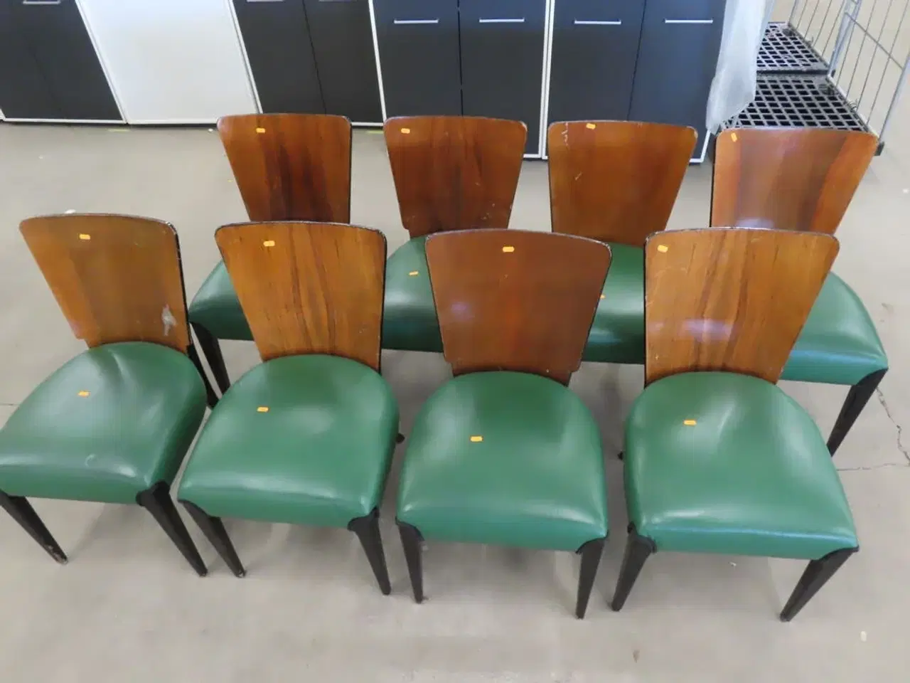 Billede 3 - 8 stk. Stole med træryg og grøn læder