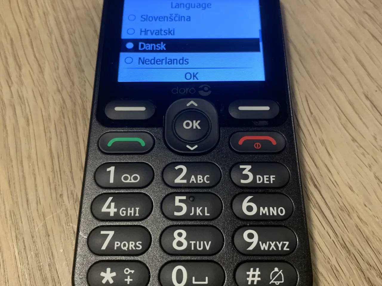 Billede 5 - Sort Doro 1881 mobiltelefon