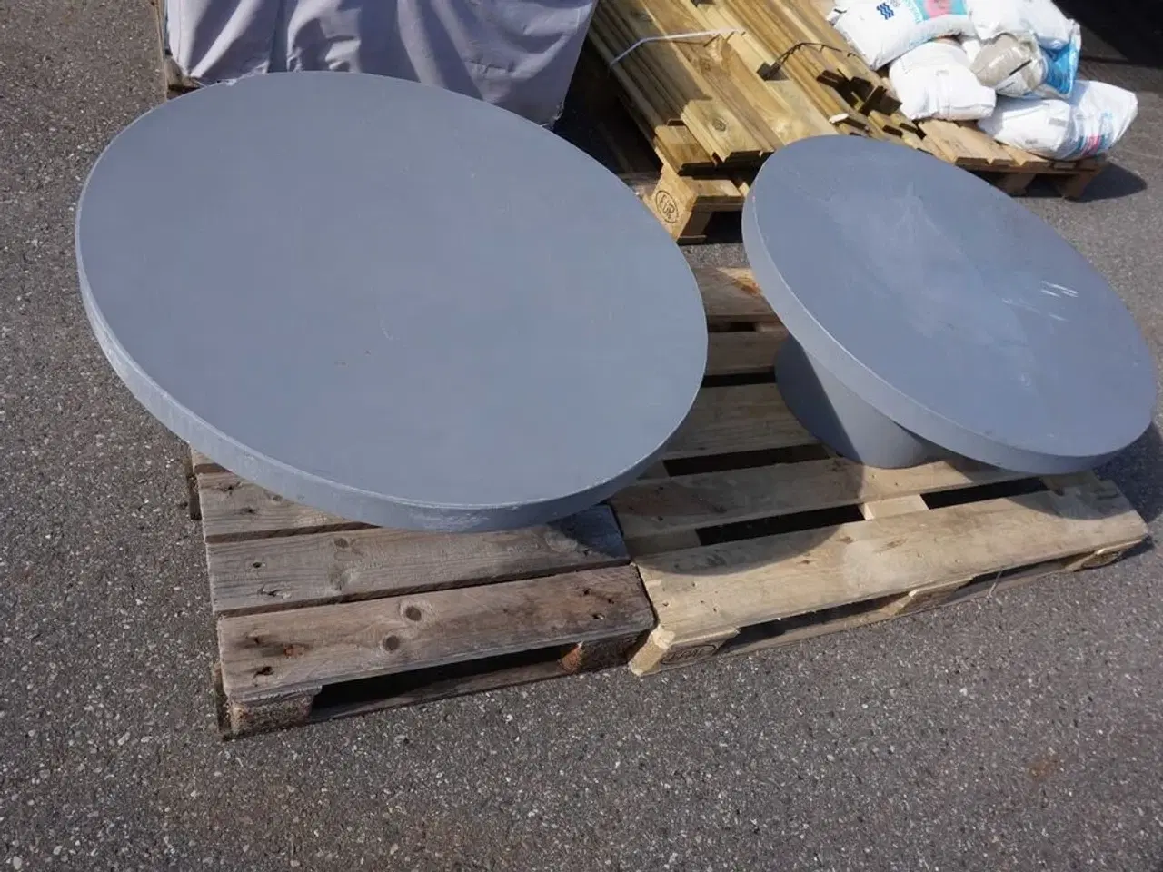 Billede 2 - 2 stk berlin lounge/havebordr Ø: 78 cm