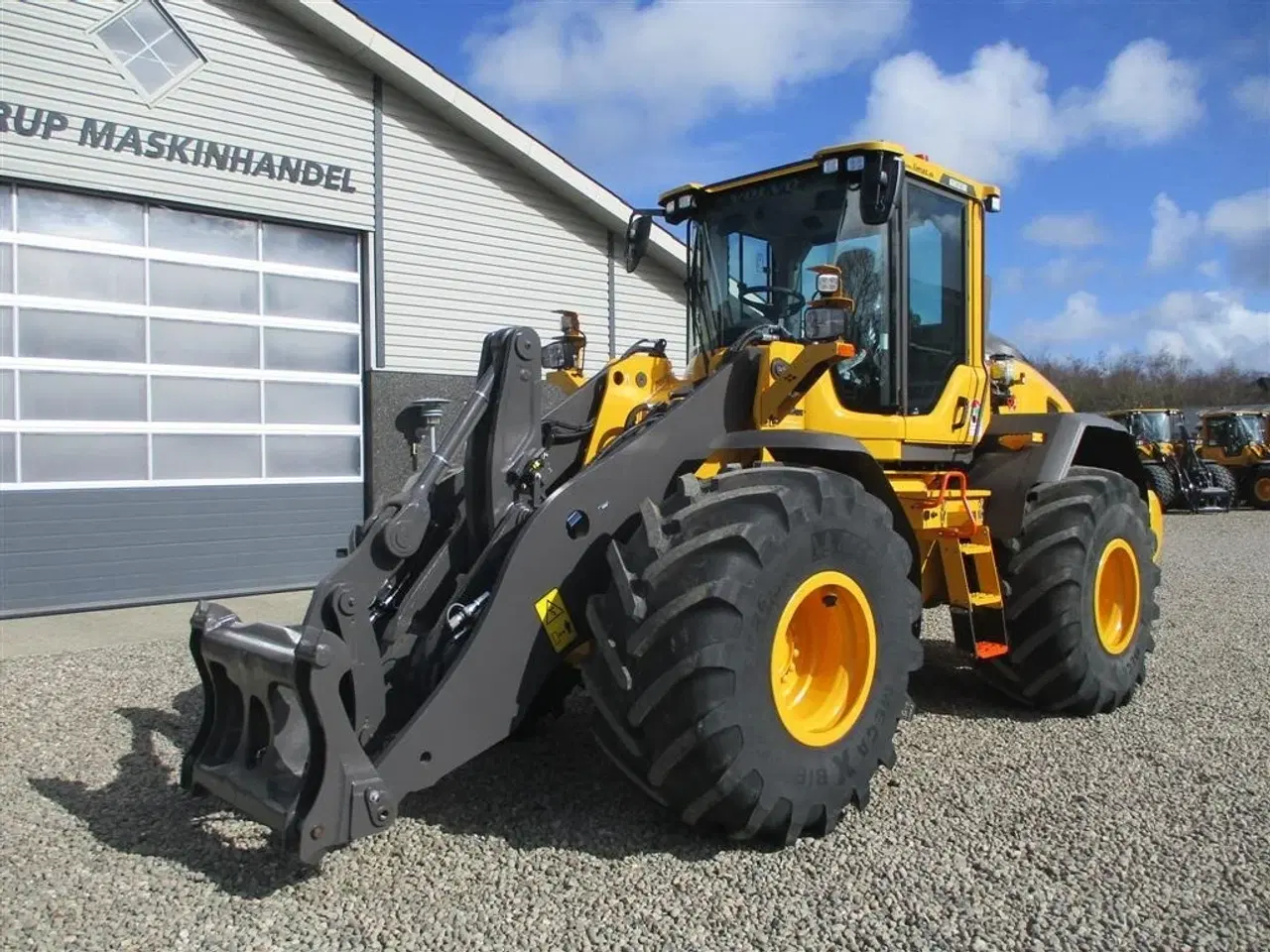 Billede 13 - Volvo L90H H2 AGRICULTURE Dansk-maskine, Co-Pilot, LANG-BOM & med 750mm Michelin MEGA X BIB hjul.  BEMÆRK MED GARANTI FRA VOLVO FREM TIL DEN 23.1.2027