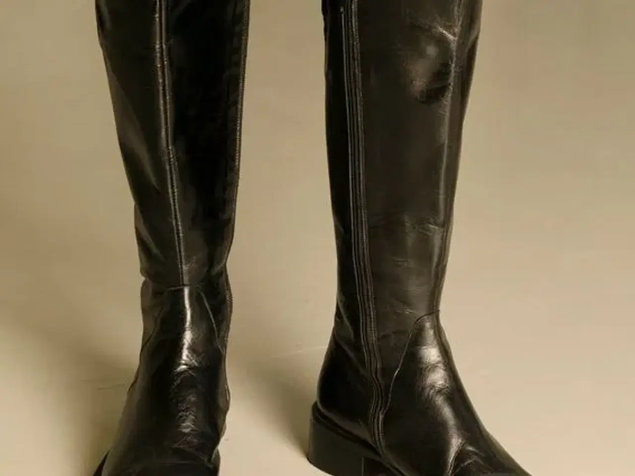 Billede 1 - klassisk læderstøvle