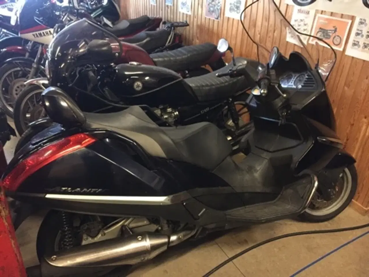 Billede 2 - Aprilia Atlantic 500 Maxiscooter - "Gør-det-selv"