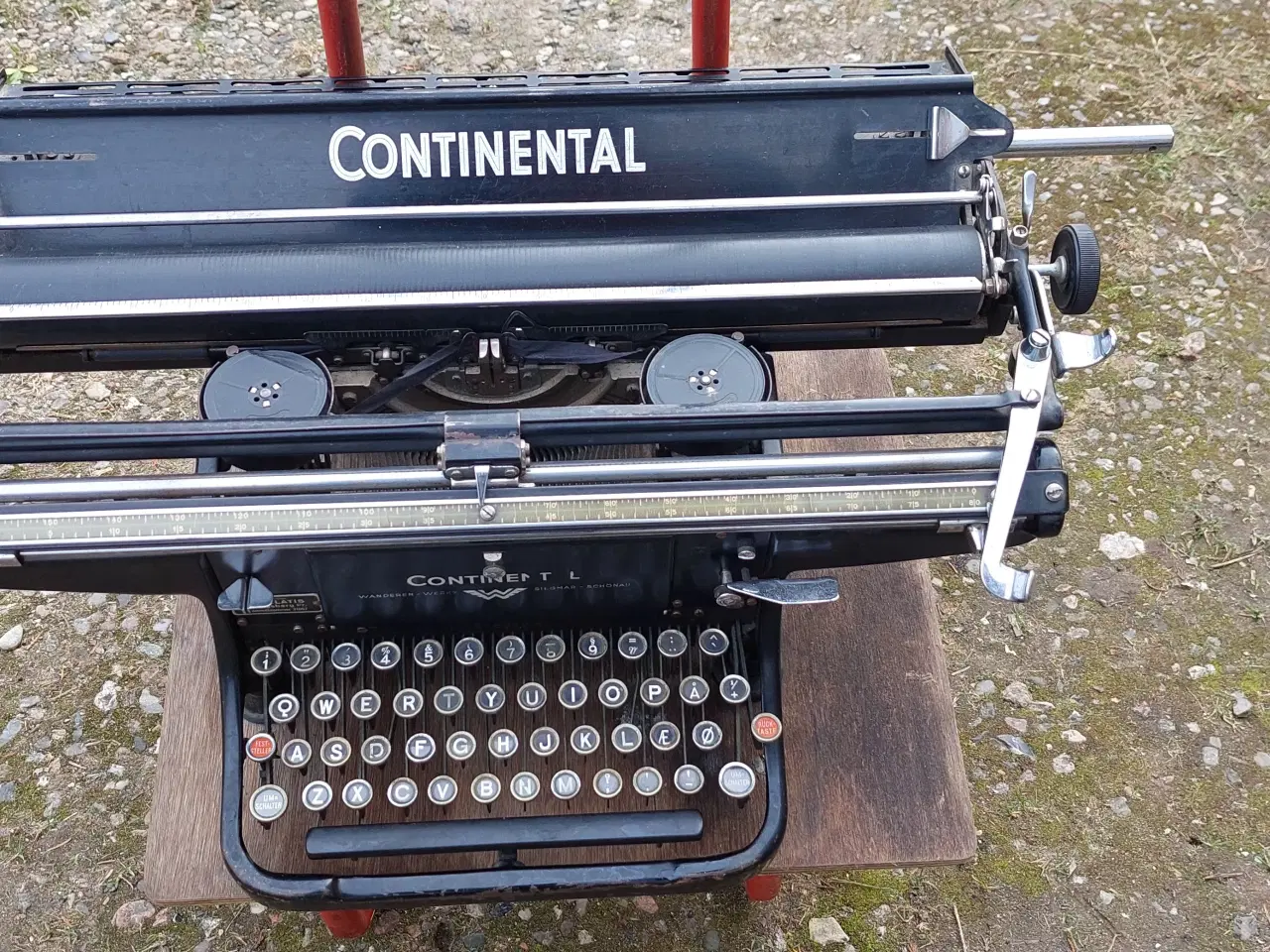 Billede 1 - Gammel skrivemaskine CONTINENTAL