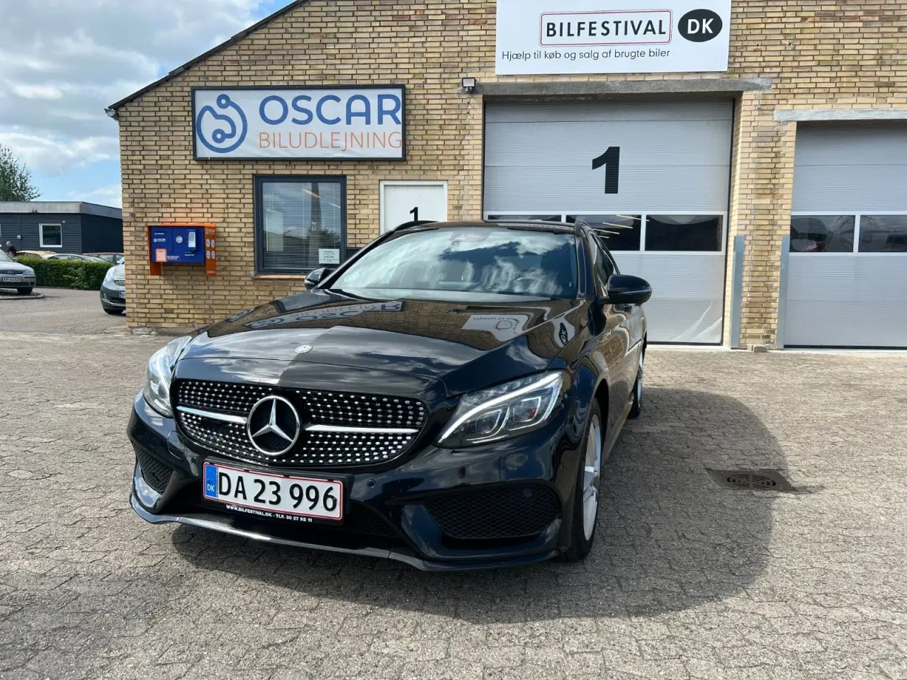 Billede 1 - Mercedes C220 d 2,2 AMG Line stc. aut.